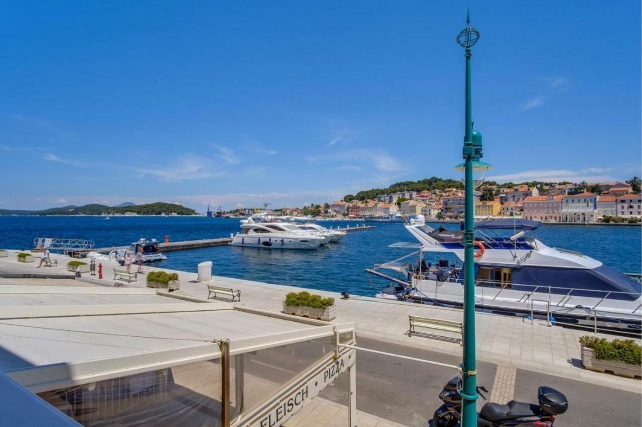 Hotel Aquamare à Mali Lošinj Extérieur photo